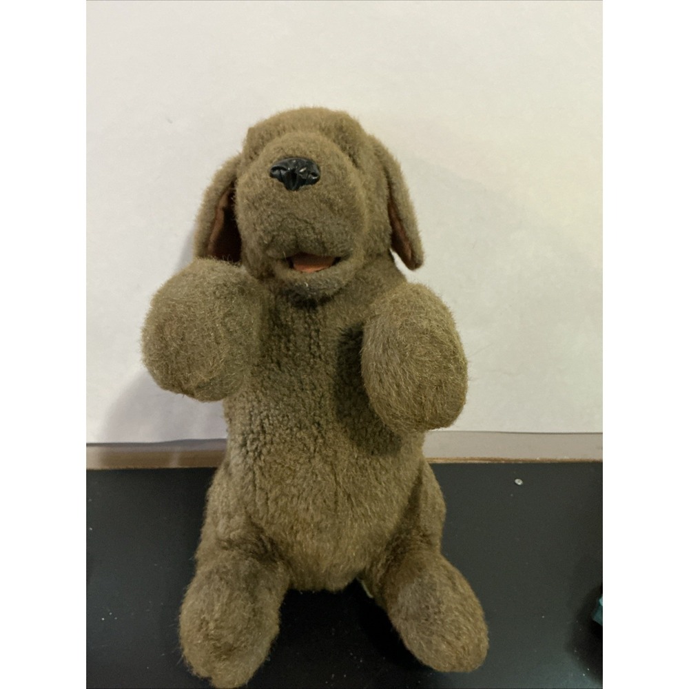 Folkmanis Sitting Dog Hand Puppet Realistic Puppy Plush 15 inch Brown